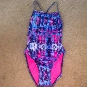 One piece girls bathing suit size 36